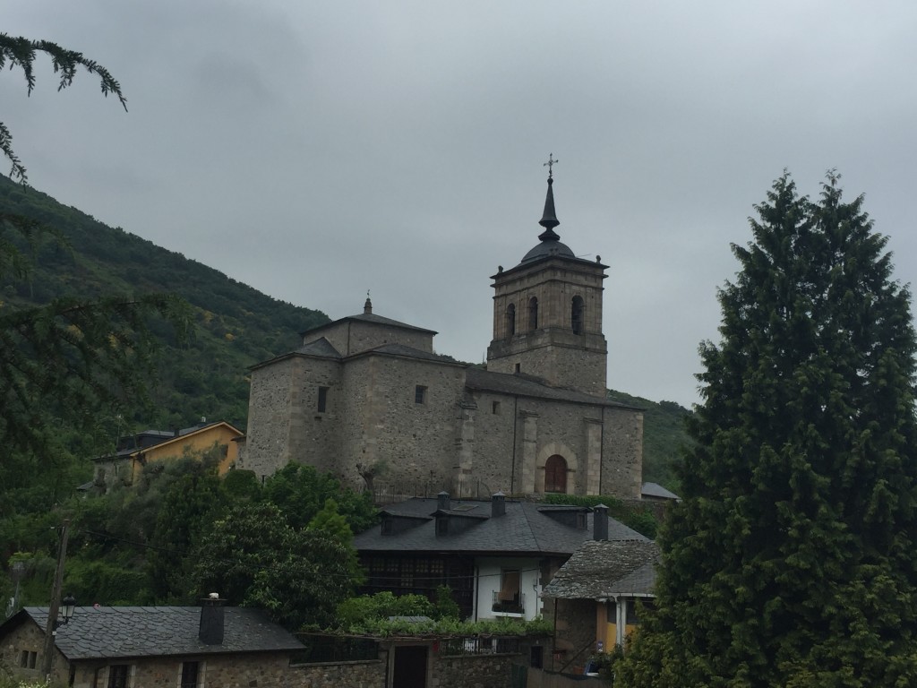 Day 29 - El Acebo to Ponferrada | Camino de Santiago